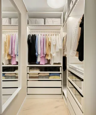 Wardrobe2